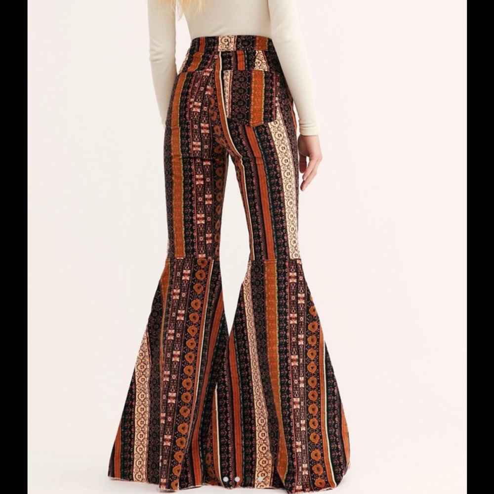 FREE PEOPLE JUST FLOAT ON PRINTED FLARE CORDUROY PANTS 29